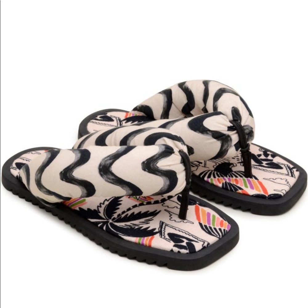FARM Rio Black and Cream Patterned Sandals